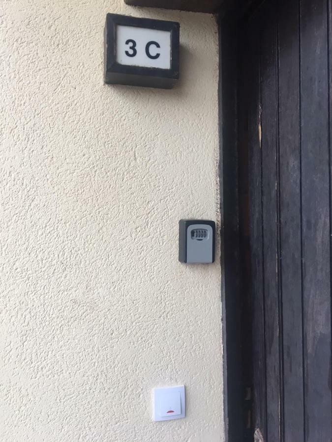 Apartamento L' Escala Kültér fotó